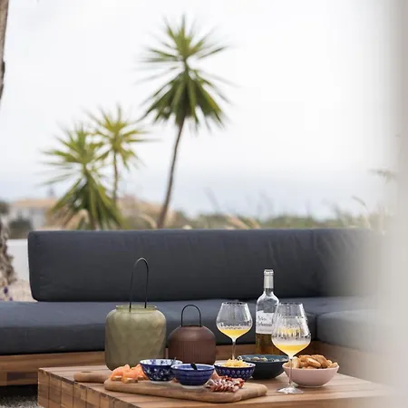 Casa Evangeline, Luxury With Ocean View ロウリニャン