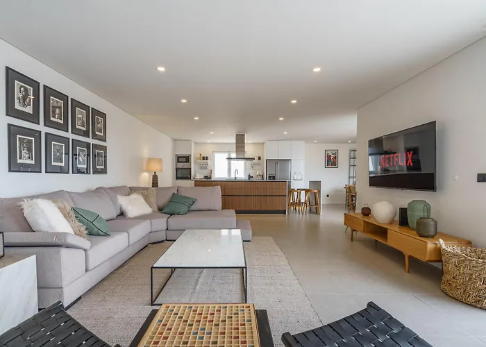 Casa Evangeline, Luxury With Ocean View Villa Lourinhã