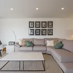 Casa Evangeline, Luxury With Ocean View * لورينها